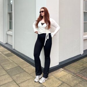 Kick Flare Leggings - Schwarz